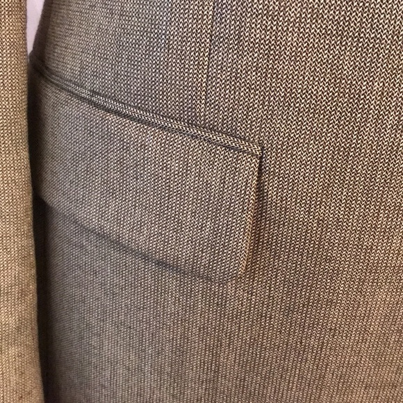 Joseph A bank - Picture 5 of 17